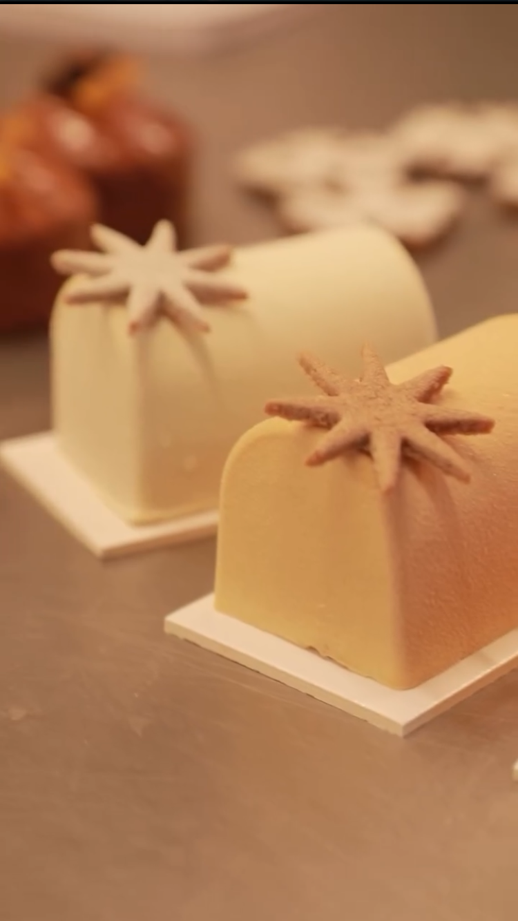 La Bûchette vanille d’Inde, caramel et noix de pécan