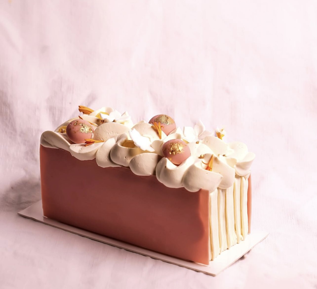 La bûche ÉMILIE (agrumes et thé jasmin)