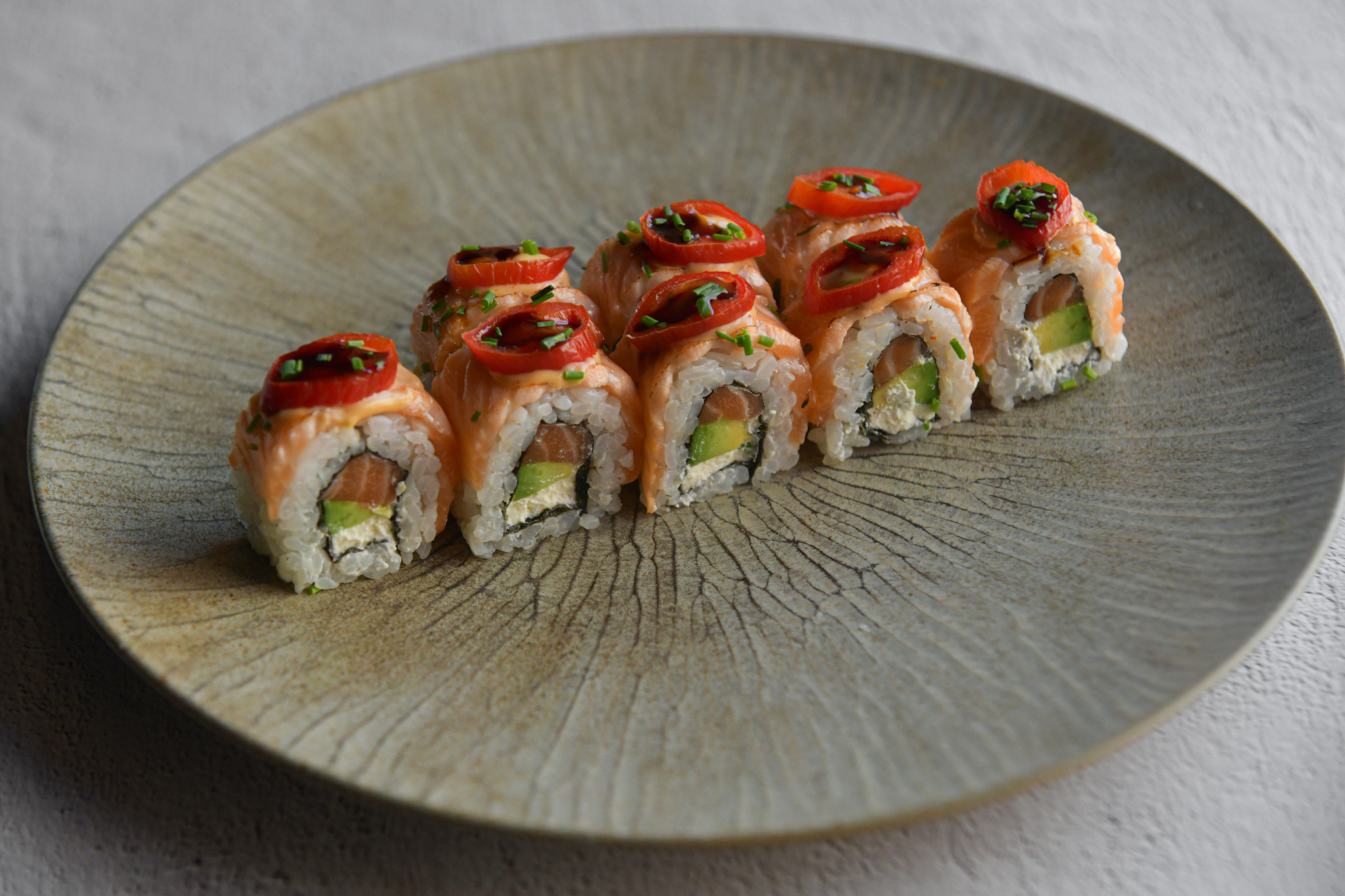 HOT PINKY Roll 🥢