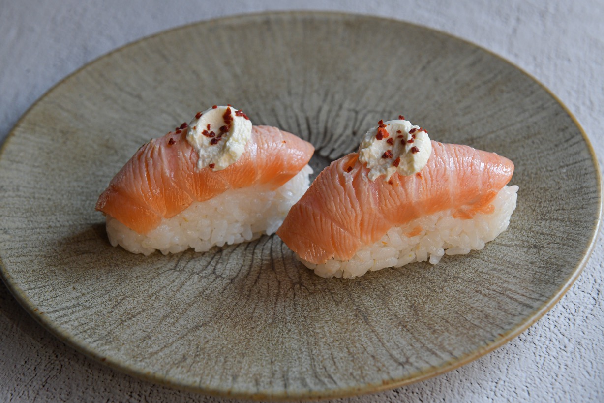 Sushi Saumon flambé spicy 🌶️