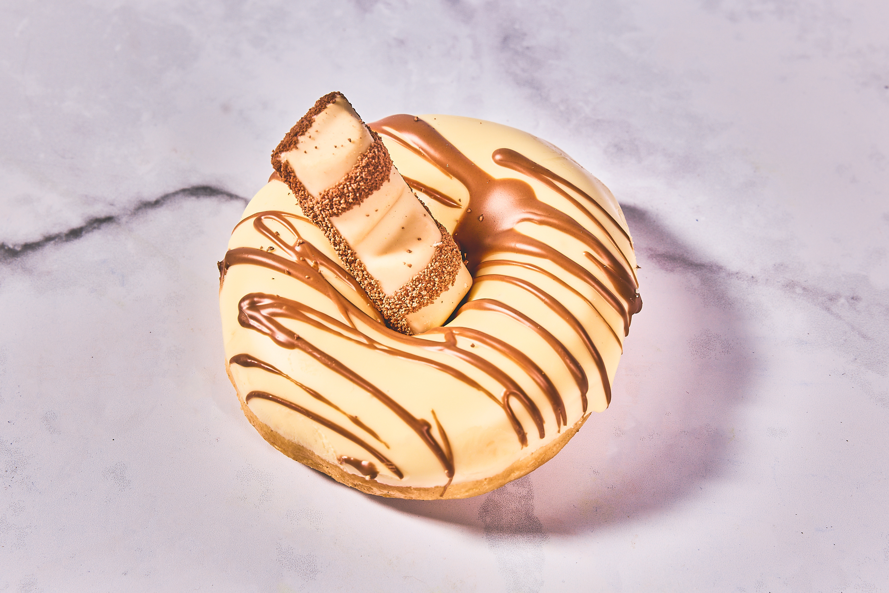 Donut - Le Kinder Bueno White