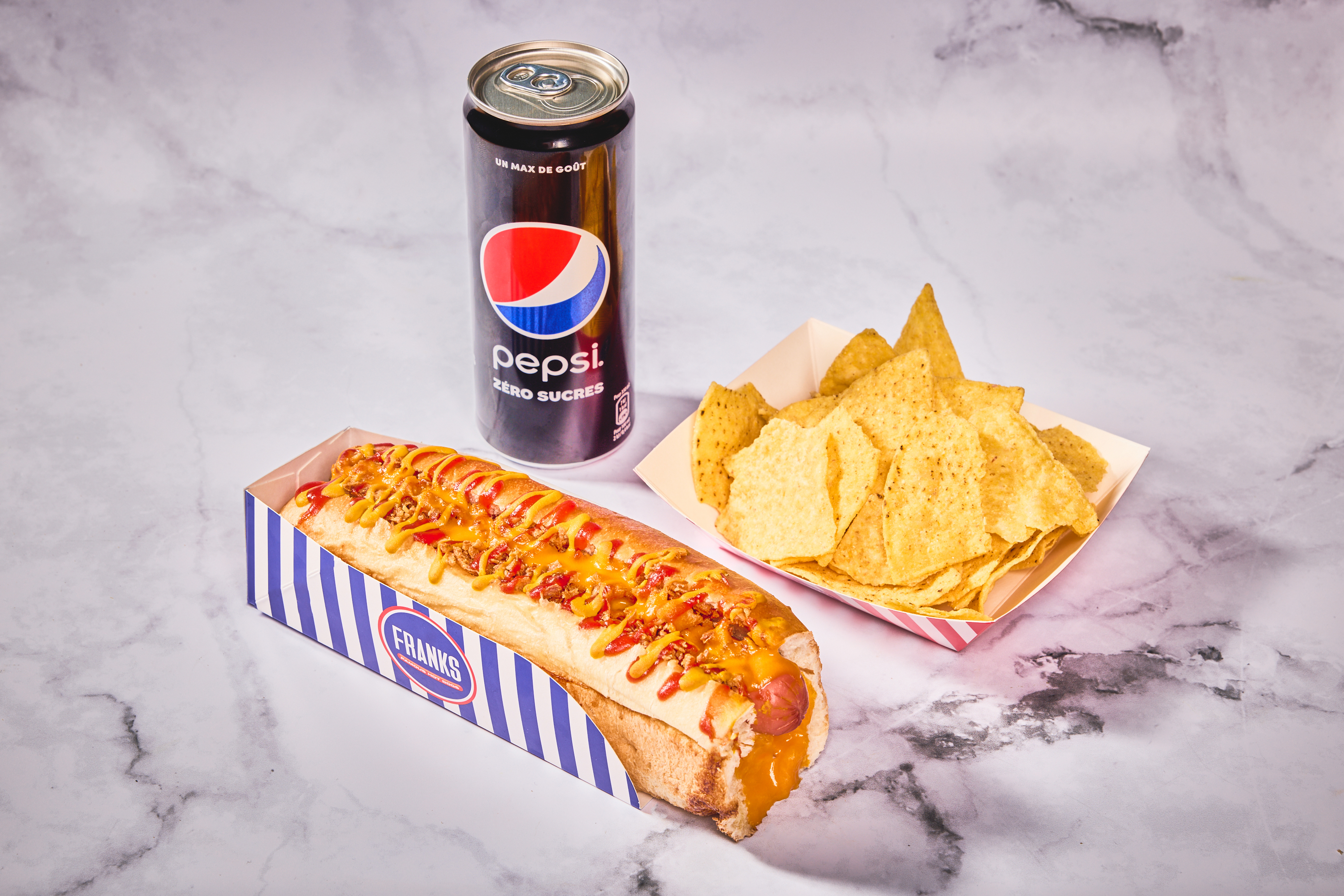 Formule Franks  (1 Hot Dog + 1 Boisson + 1 Side)