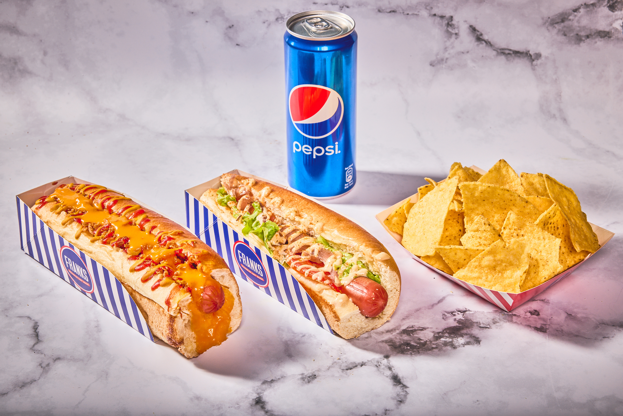 Formule Fat Franks (2 Hot Dog + 1 Boisson + 1 Side)