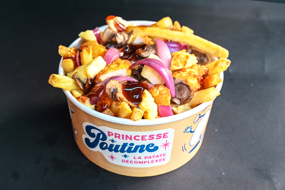 🥔 Poutine Poulette 🍗 🐔 🧀
