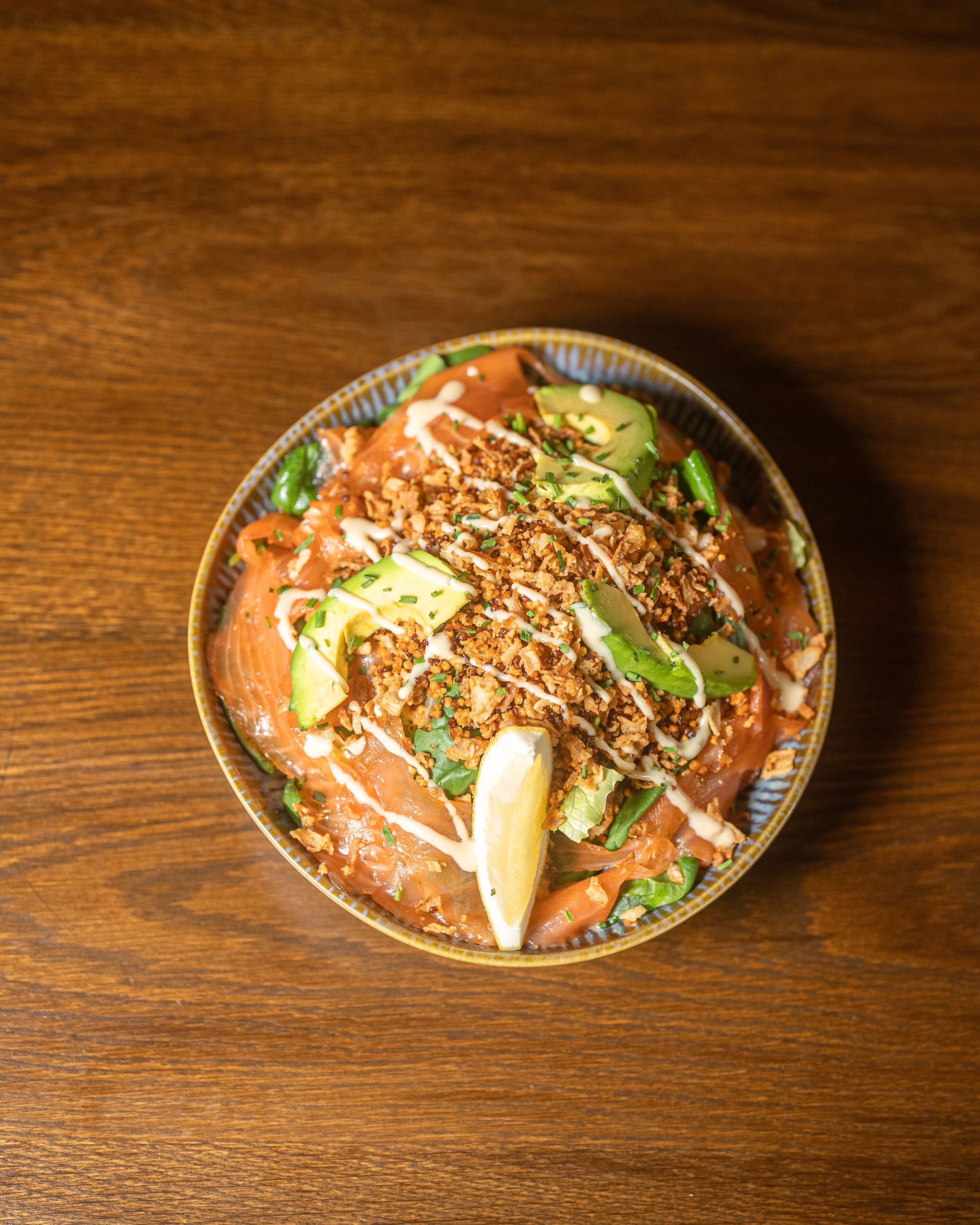 Crispy Quinoa Saumon Fumé