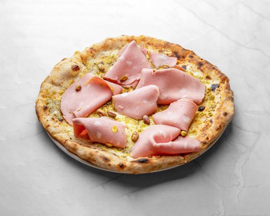 Pizza mortadelle の 