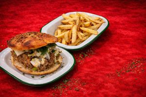 Rou Jia Mo et ses frites